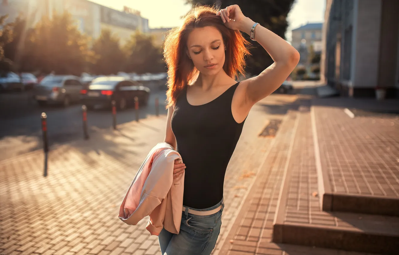 Photo wallpaper road, machine, girl, the sun, pose, model, portrait, jeans