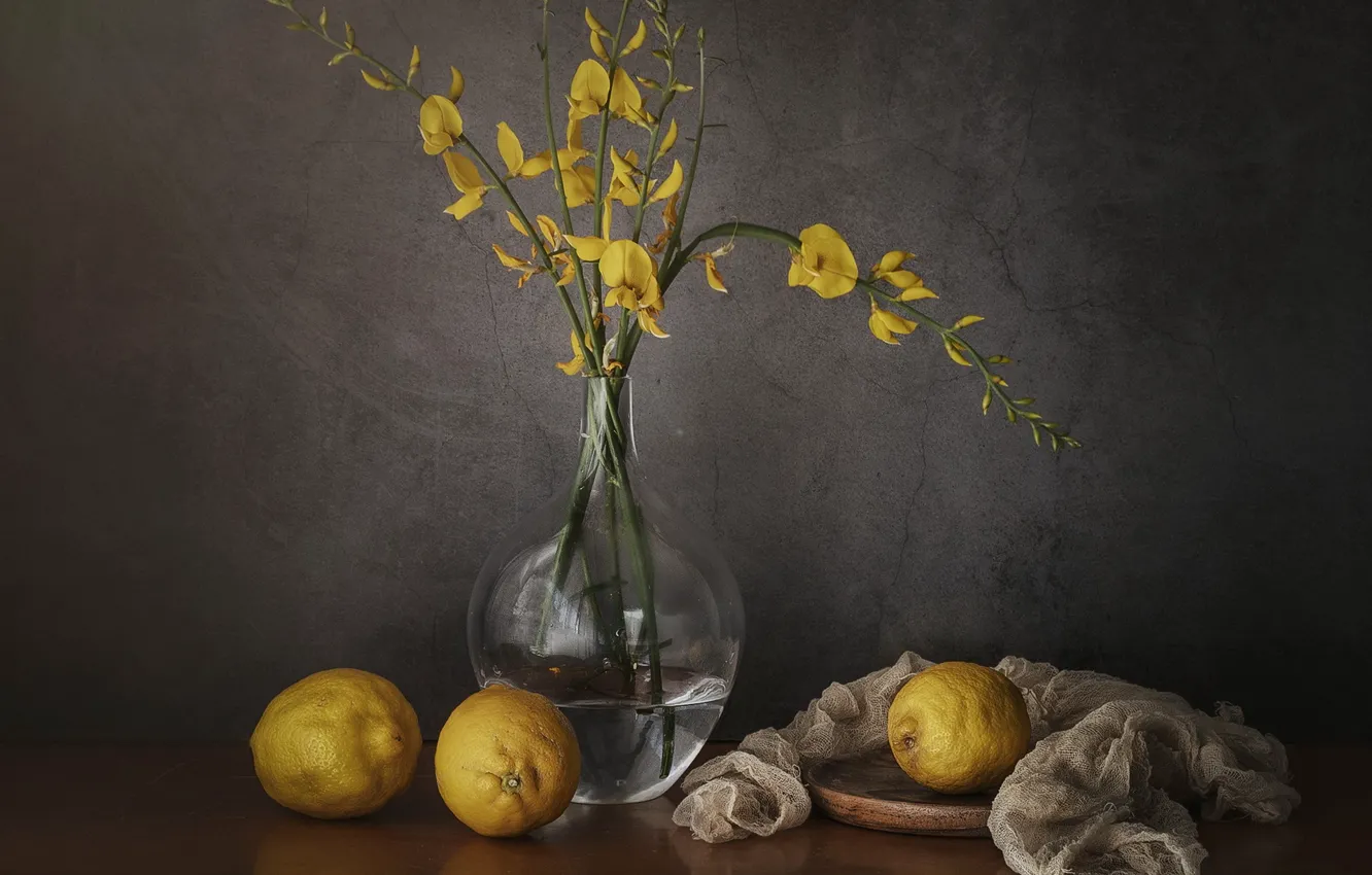 Photo wallpaper flowers, yellow, table, lemon, bouquet, vase, fruit, still life