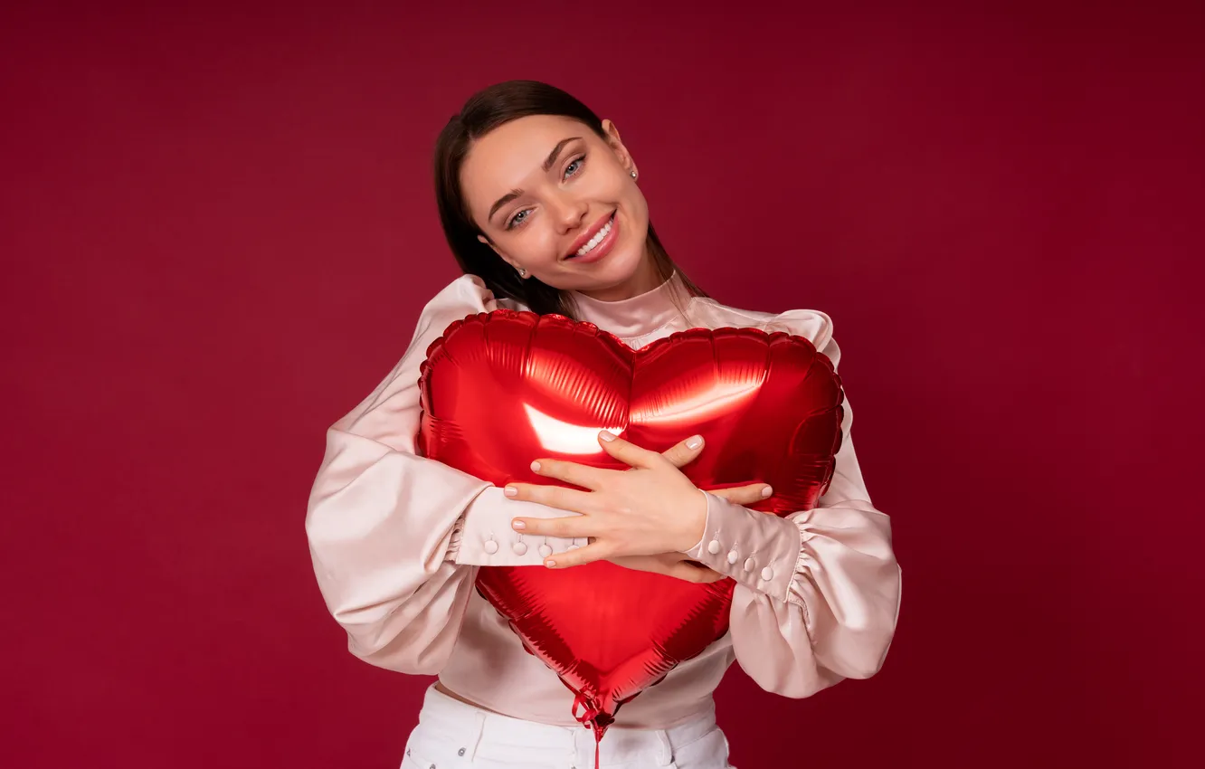 Photo wallpaper look, girl, smile, background, mood, heart, portrait, brunette