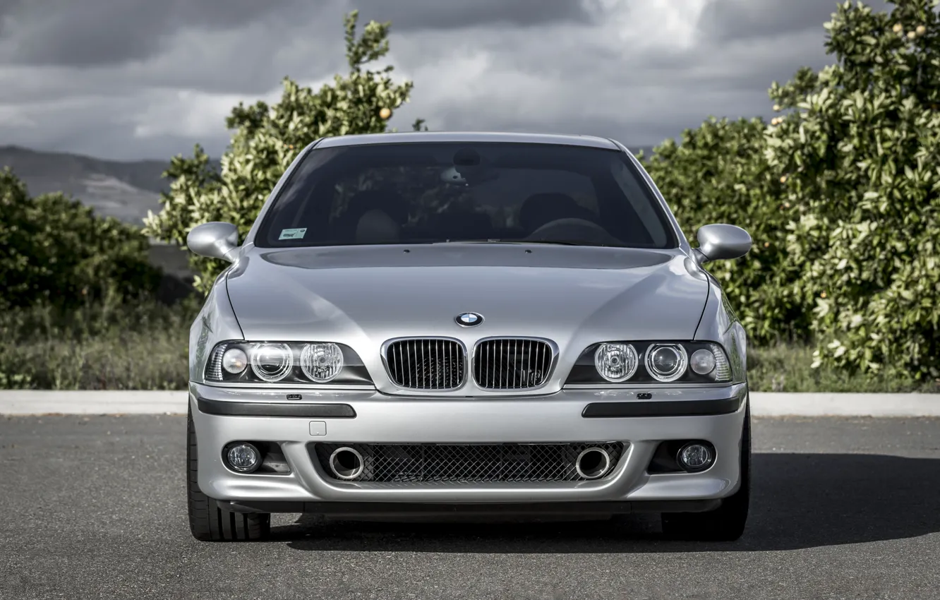 Photo wallpaper BMW, Classic, Legend, E39, Silver