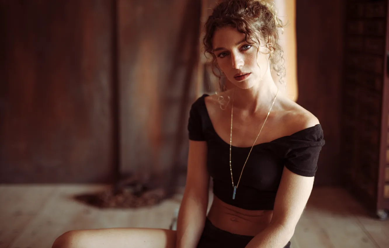 Photo wallpaper look, girl, pose, topic, kassio. epia