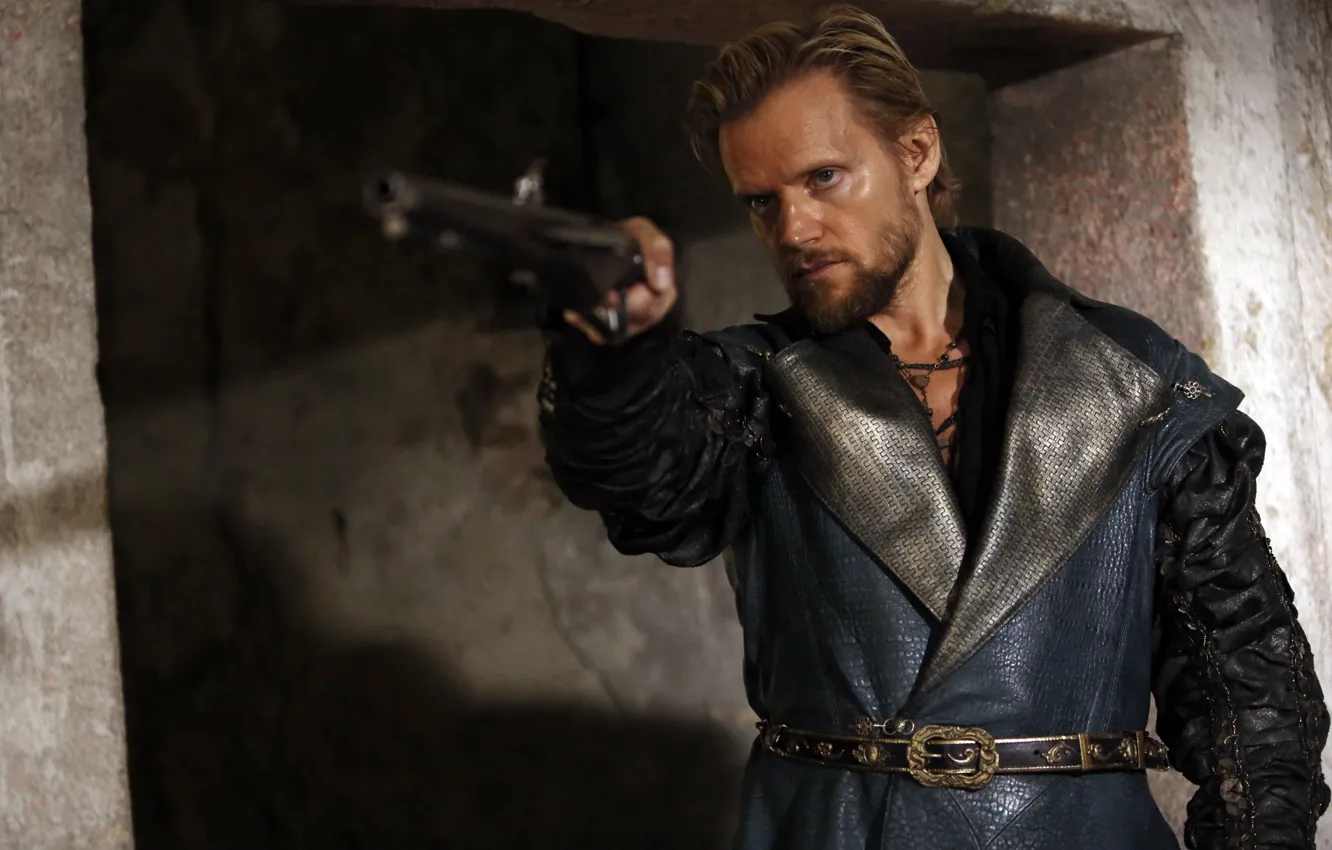 Photo wallpaper gun, The series, The Musketeers, The Musketeers, Marc Warren, Rochefort, Rochefort