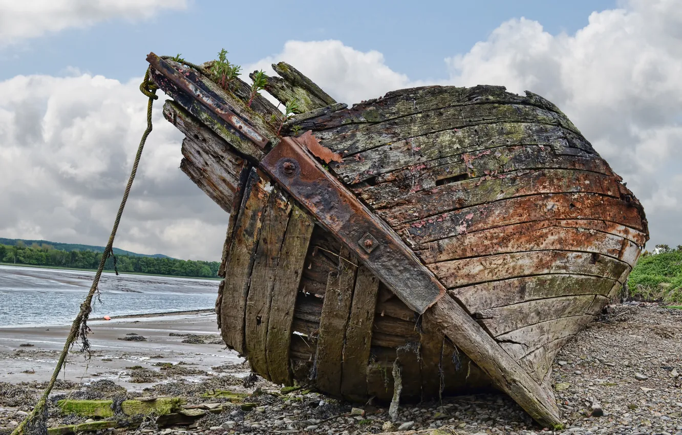 Photo wallpaper coast, Scotland, Kirkcudbright (Kirkcudbright), Old abandoned boat