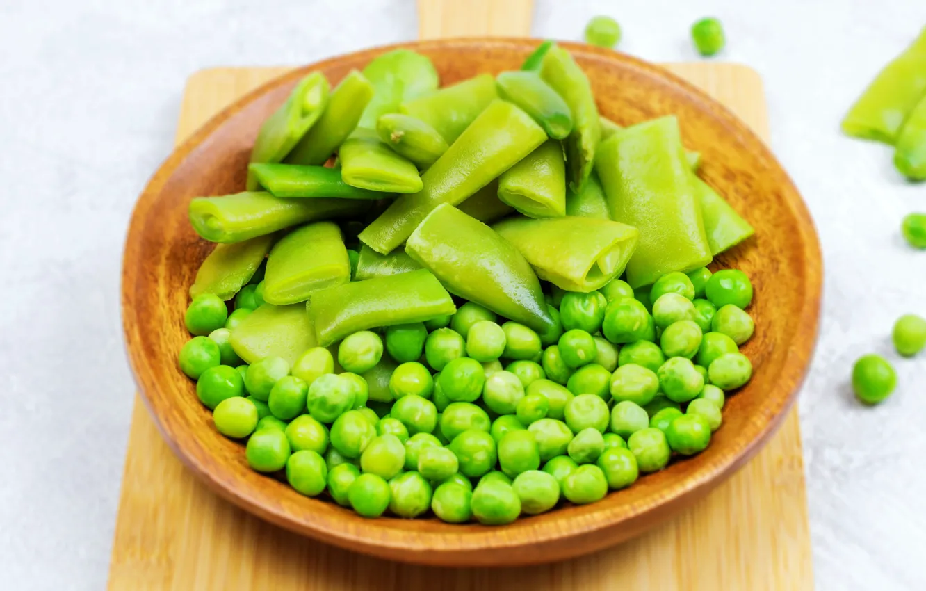 Photo wallpaper plate, peas, white background, bowl, placer, pods, beans, cutting Board