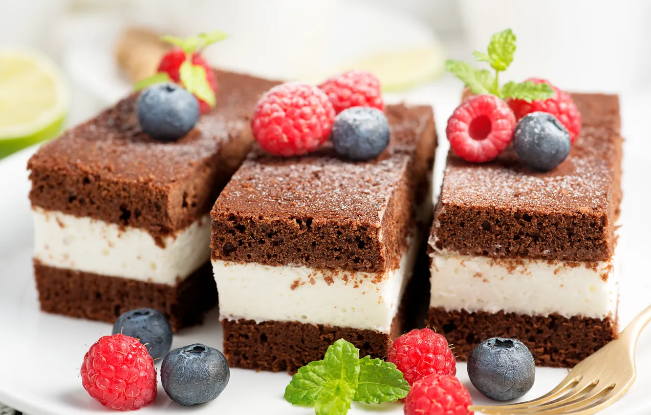 Photo wallpaper berries, cake, chocolate, biscuit