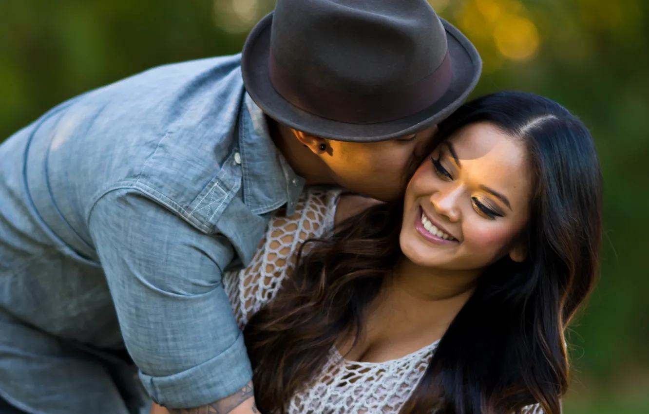 Photo wallpaper girl, kiss, guy