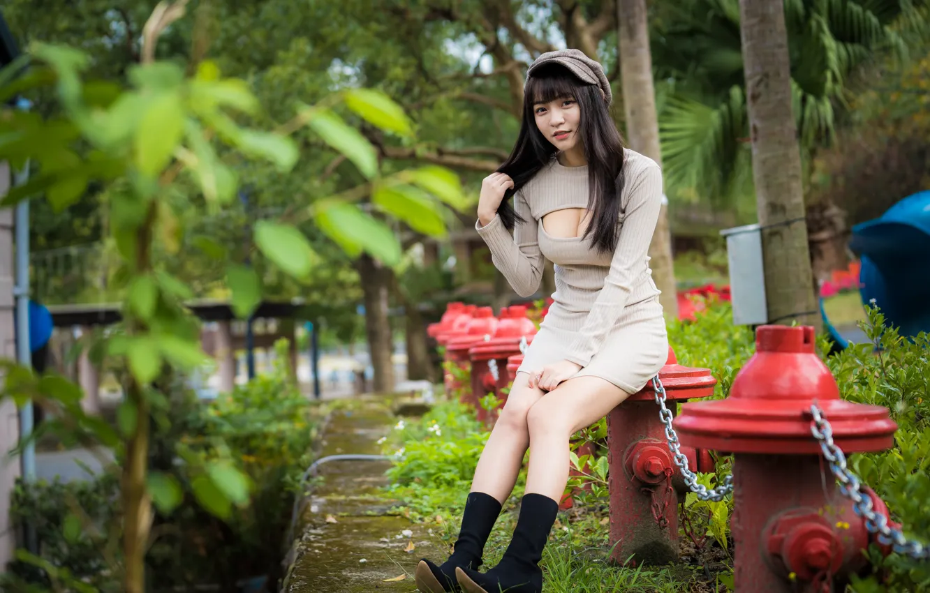 Photo wallpaper look, dress, cap, legs, Asian