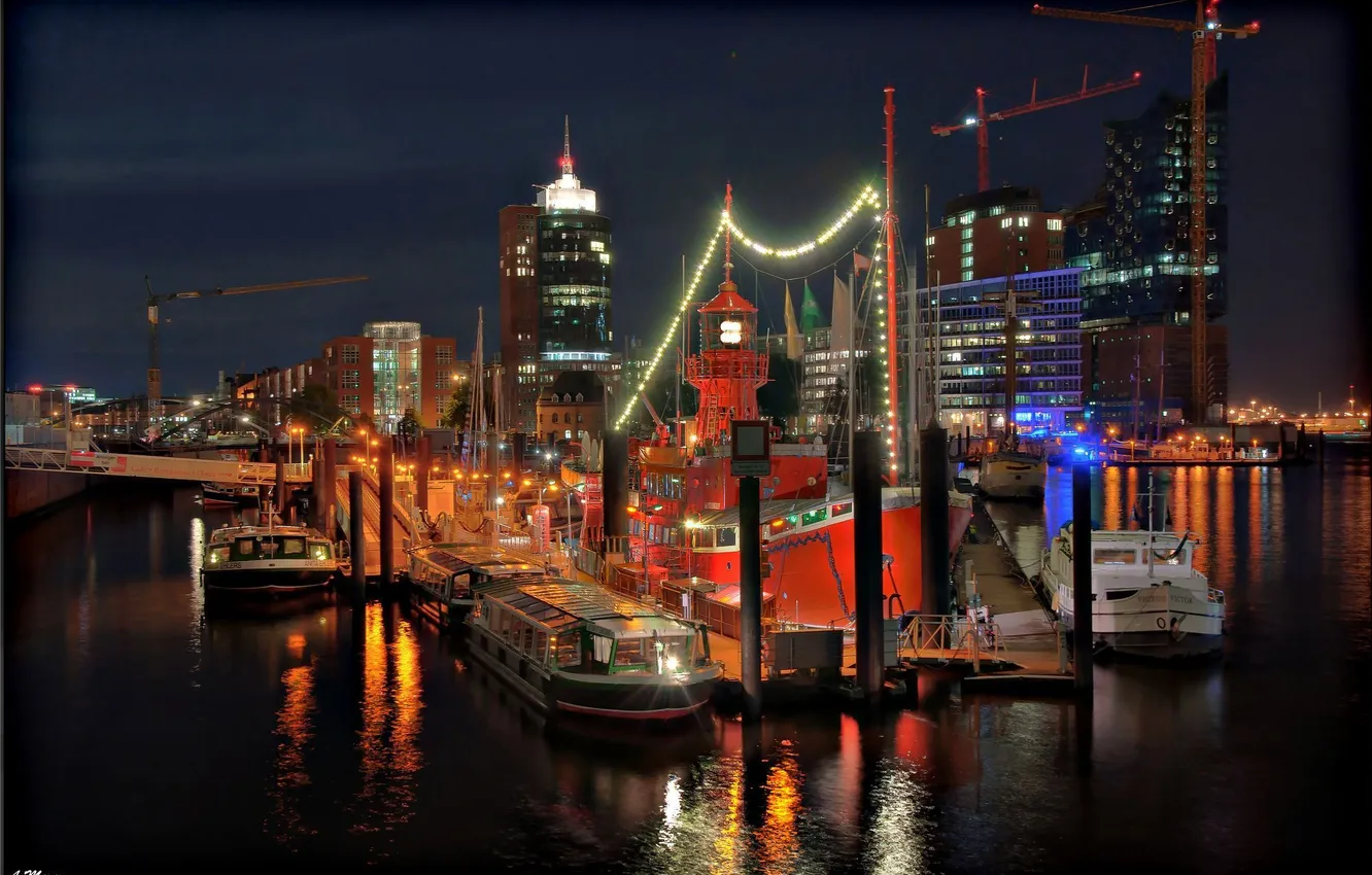 Photo wallpaper lighthouse, ship, pier, port, night city, Hamburg, court, Hamburg