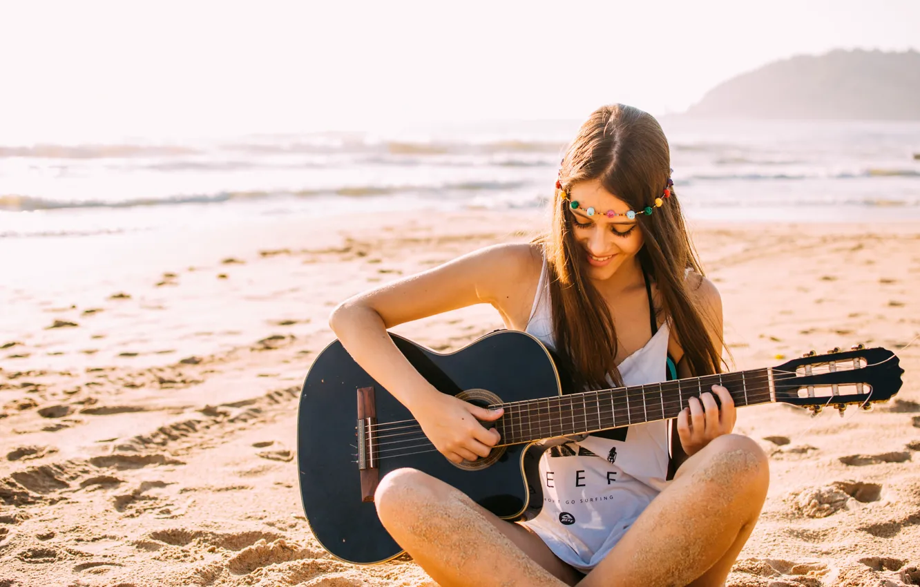 Photo wallpaper beach, girl, smile, guitar