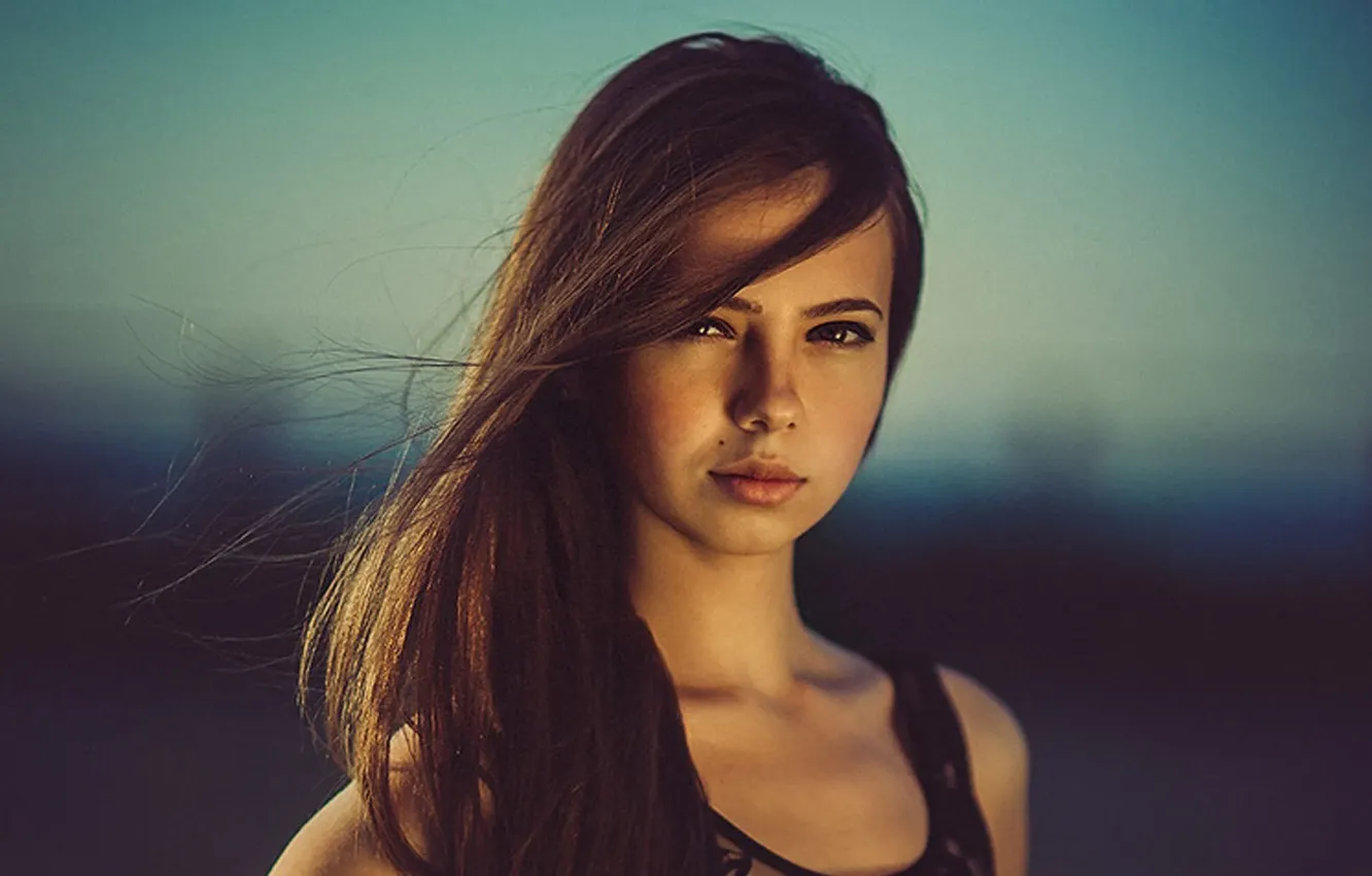 Photo wallpaper look, girl, the city, model, portrait, the evening, makeup, long hair