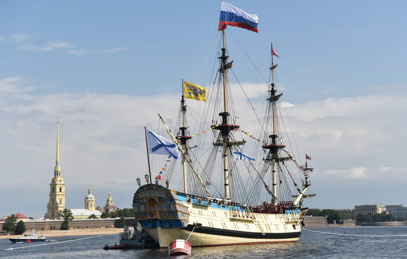 Photo wallpaper sailboat, Poltava, replica