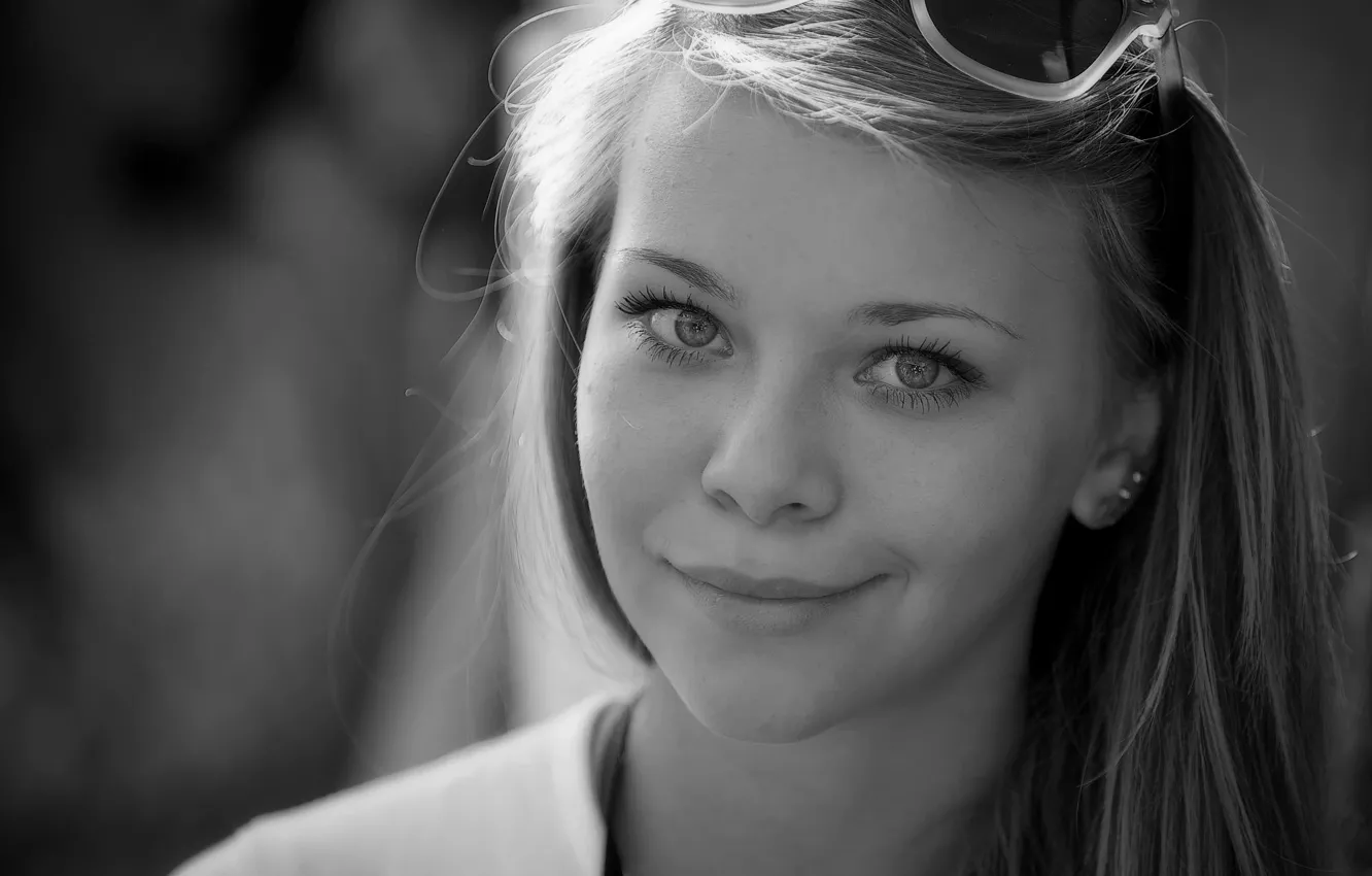 Photo wallpaper look, smile, glasses, street walk