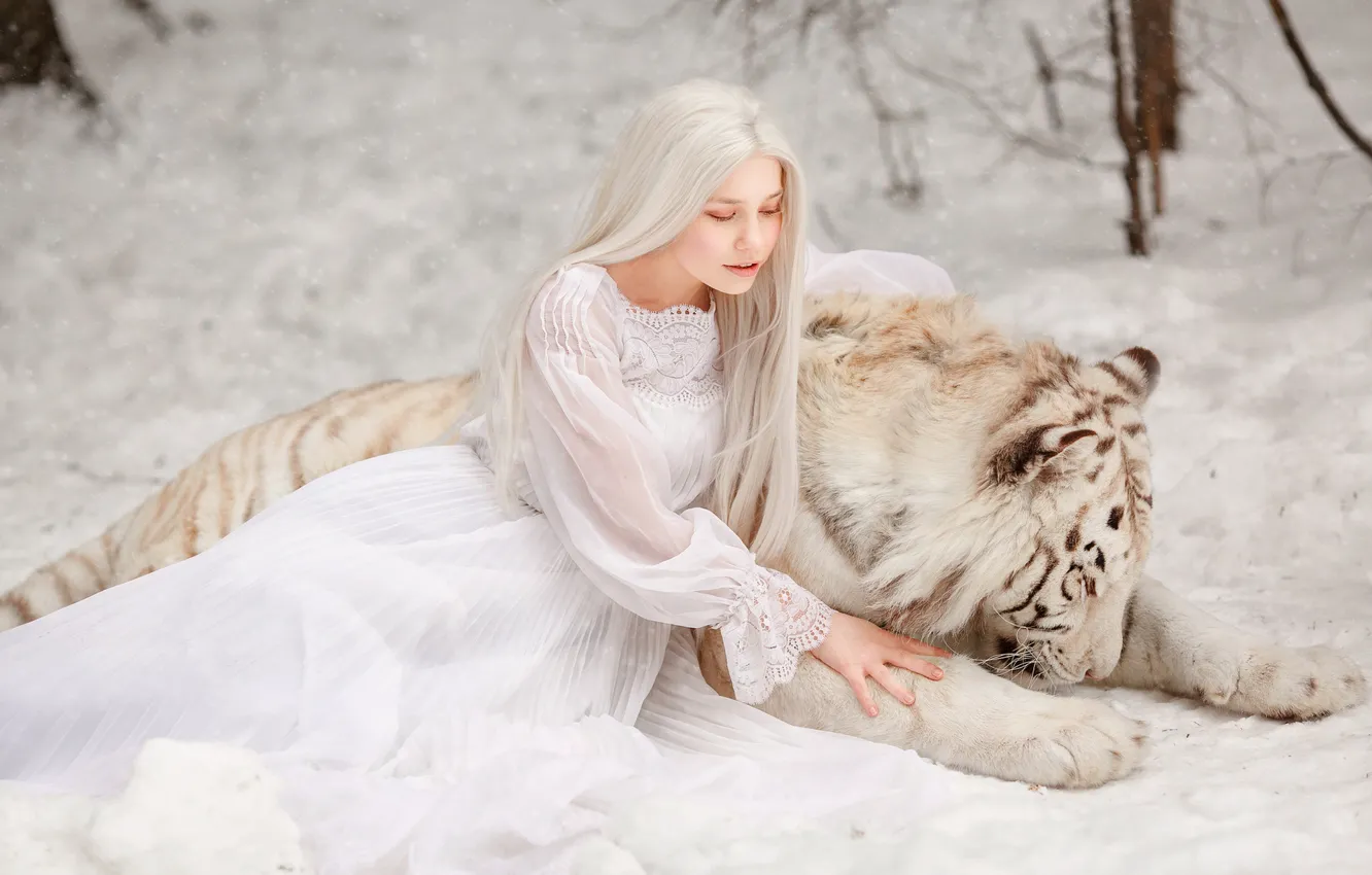 Photo wallpaper winter, white, girl, snow, nature, face, tiger, pose