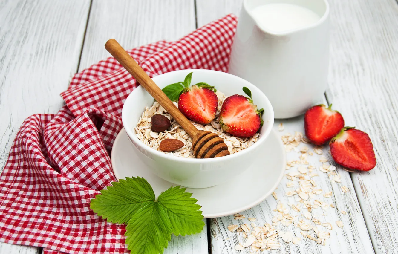 Photo wallpaper Breakfast, strawberry, muesli, yogurt, Olena Rudo
