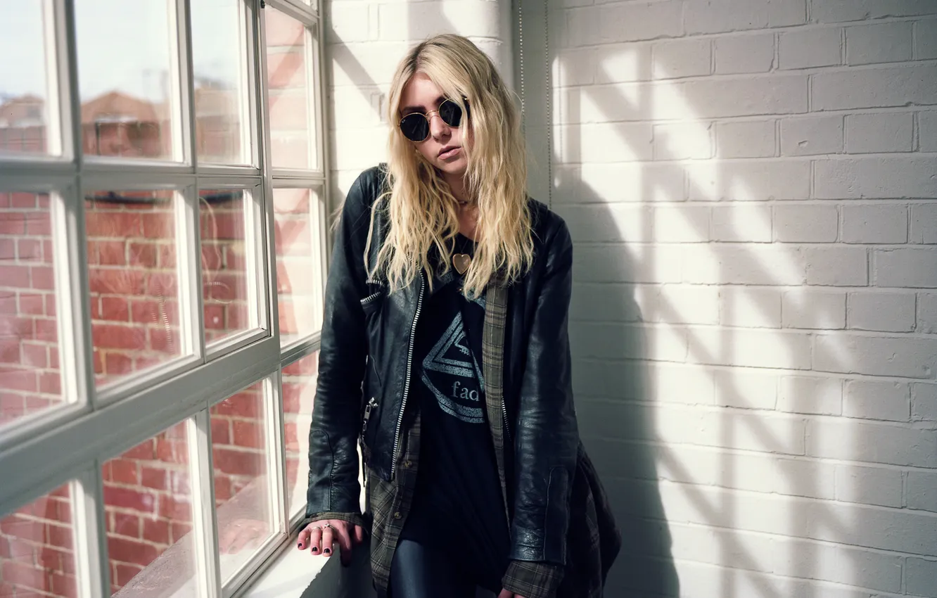 Photo wallpaper wall, model, brick, actress, window, glasses, jacket, blonde