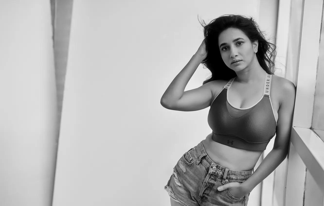 Photo wallpaper black & white, girl, hot, sexy, fashion, eyes, smile, beautiful