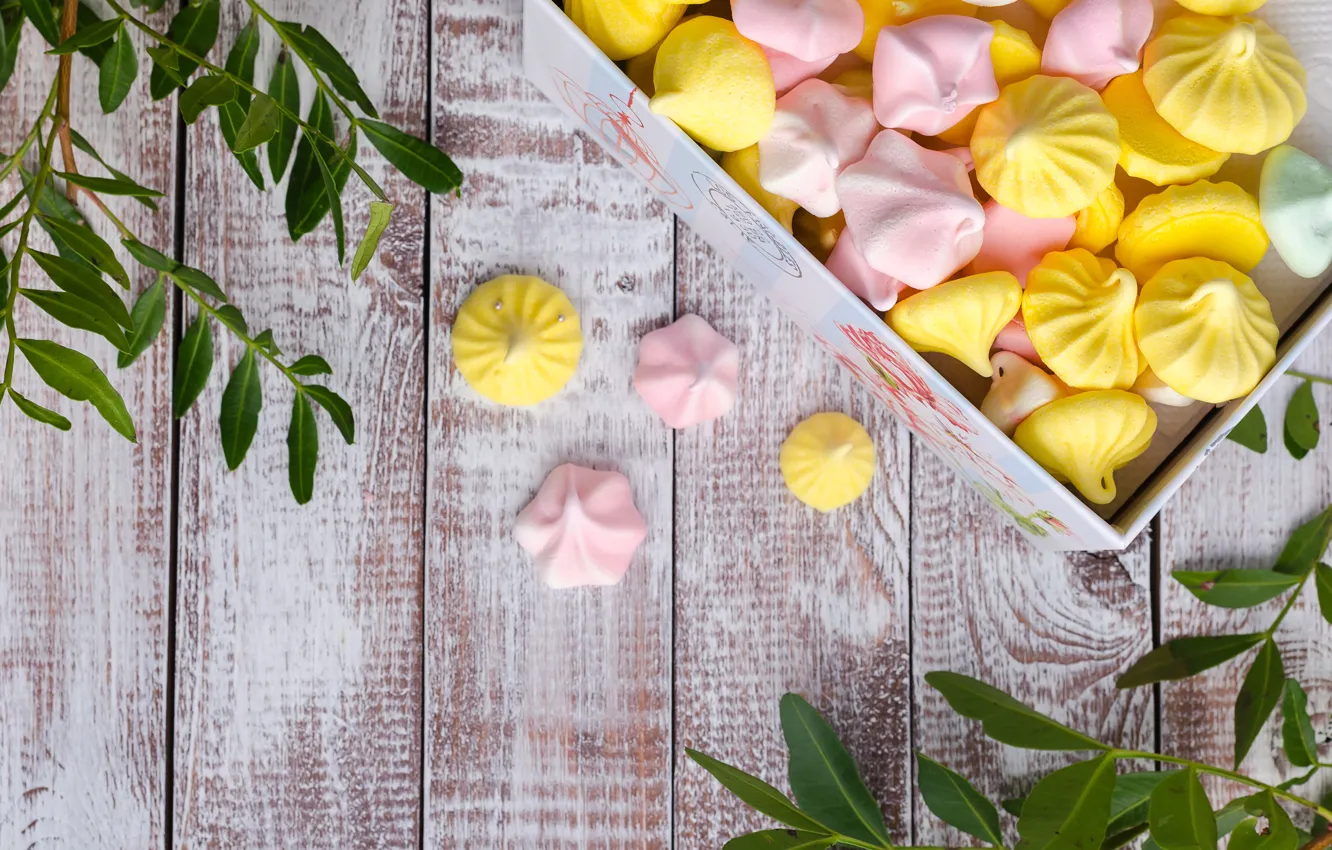 Photo wallpaper leaves, sweets, box, Bizet