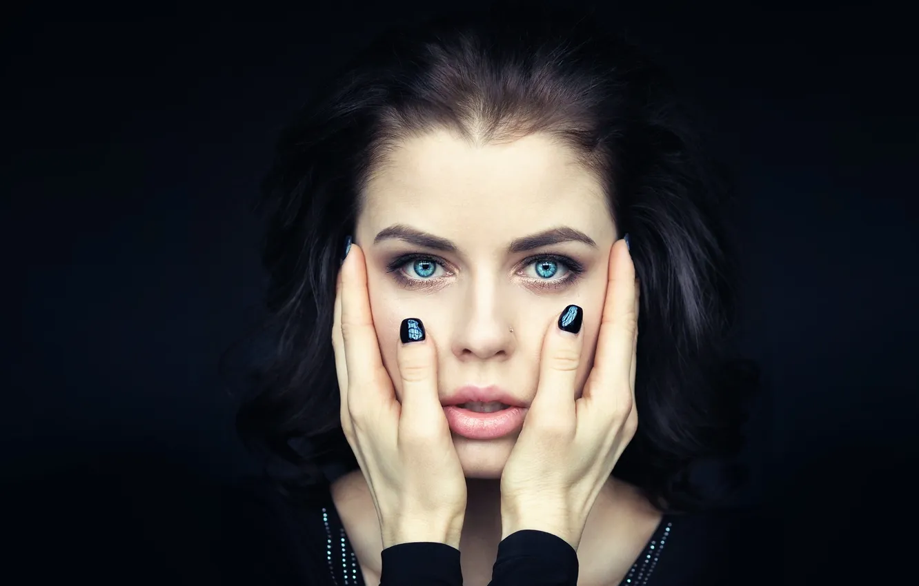 Photo wallpaper portrait, makeup, blue-eyed, manicure, Olya, Libriana