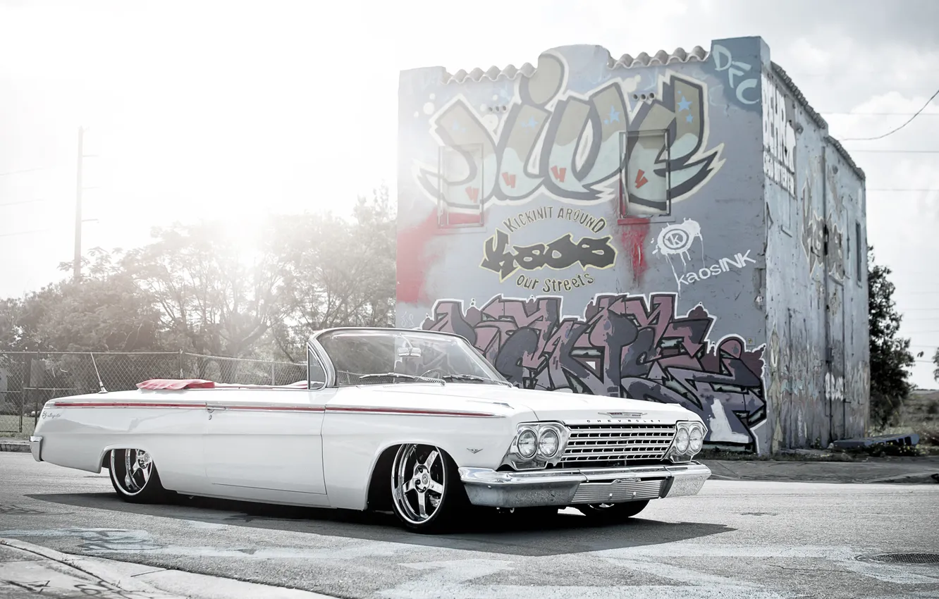 Photo wallpaper street, graffiti, Chevrolet, white, white, convertible, Chevrolet, Blik