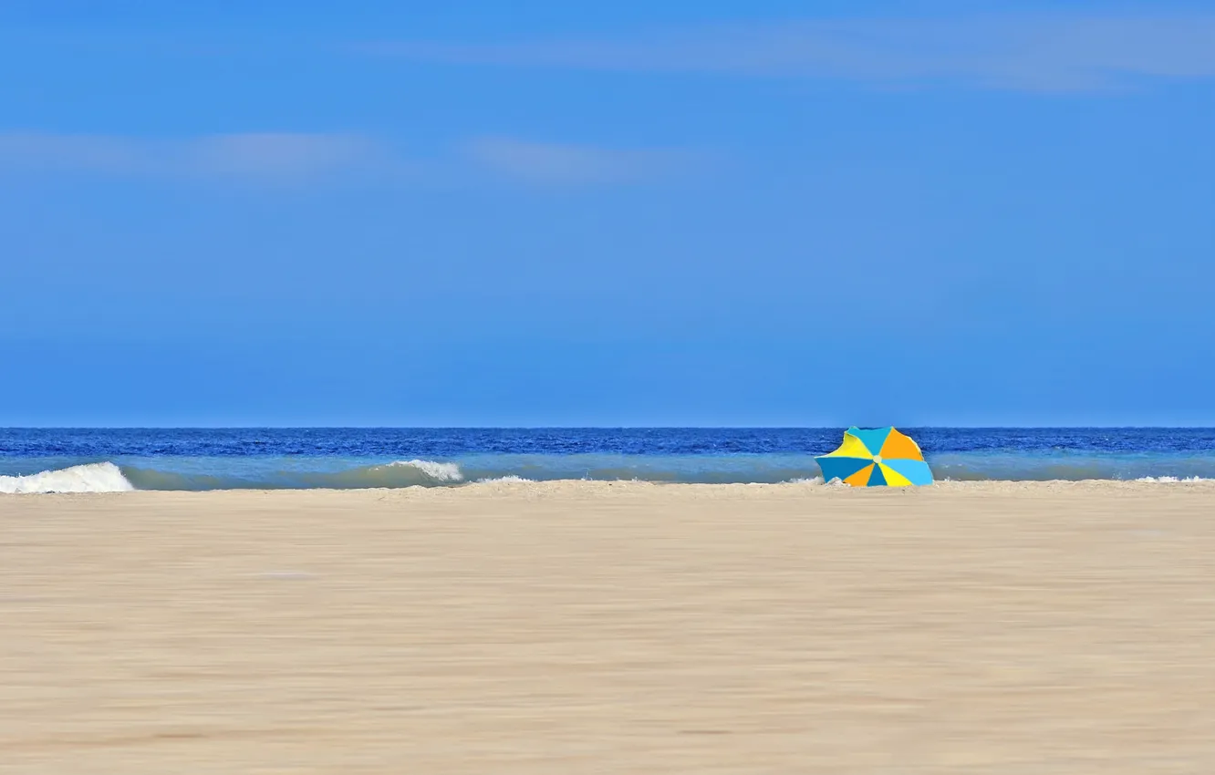 Photo wallpaper sea, beach, the sky, umbrella