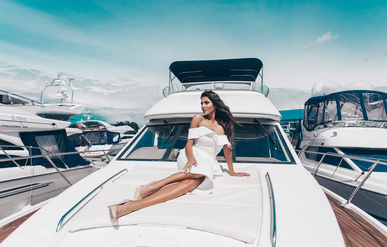 Photo wallpaper girl, pose, style, yacht, dress, shoes, neckline, legs