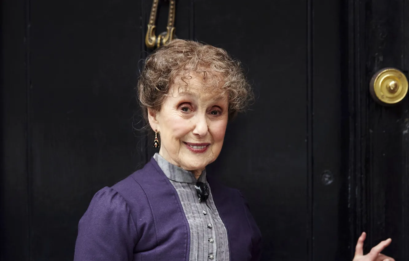 Photo wallpaper woman, grandma, Sherlock Holmes, Sherlock, Sherlock BBC, Sherlock Holmes, Sherlock (TV series)