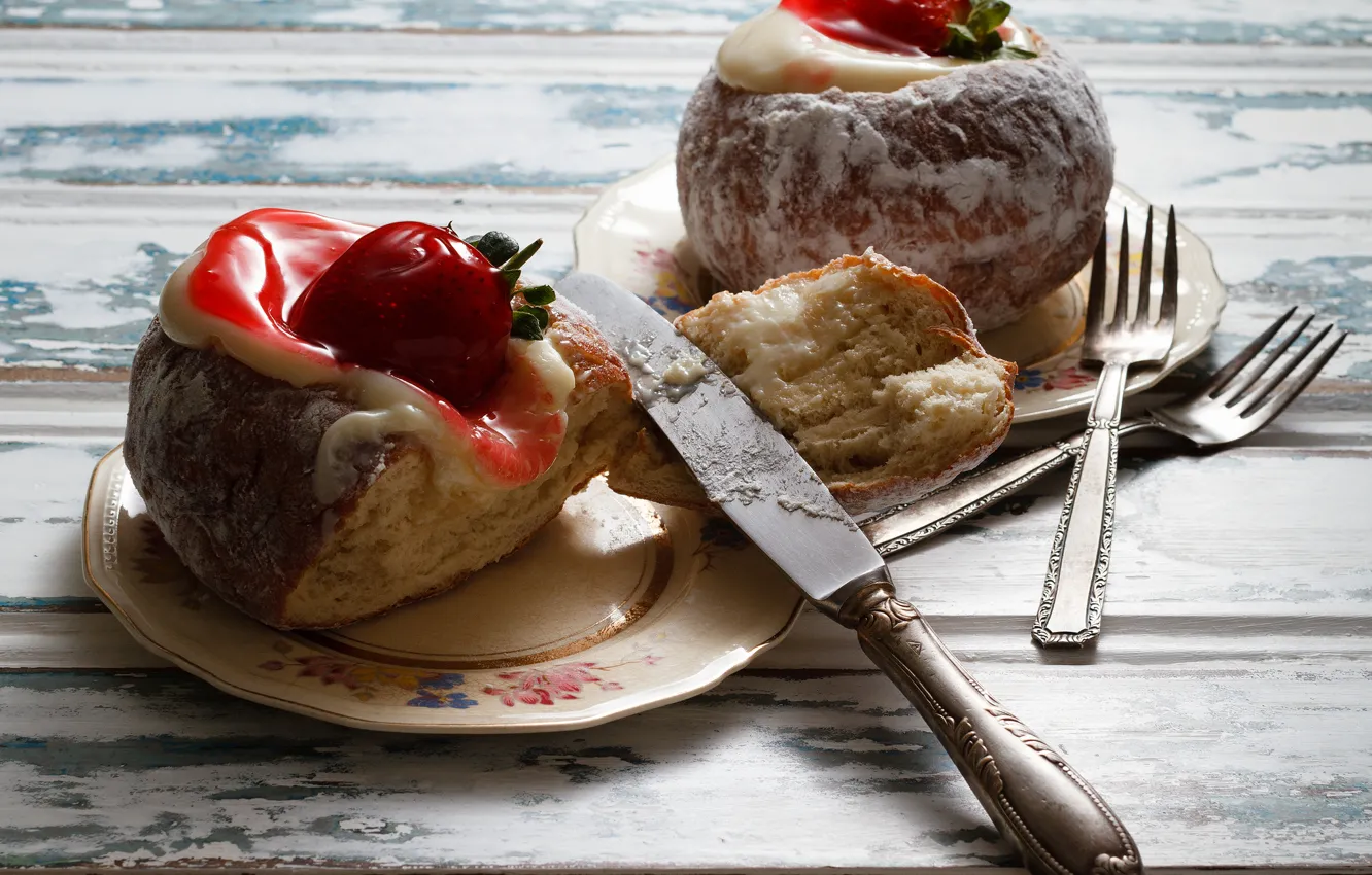 Photo wallpaper strawberry, cake, cream, cakes, sweet