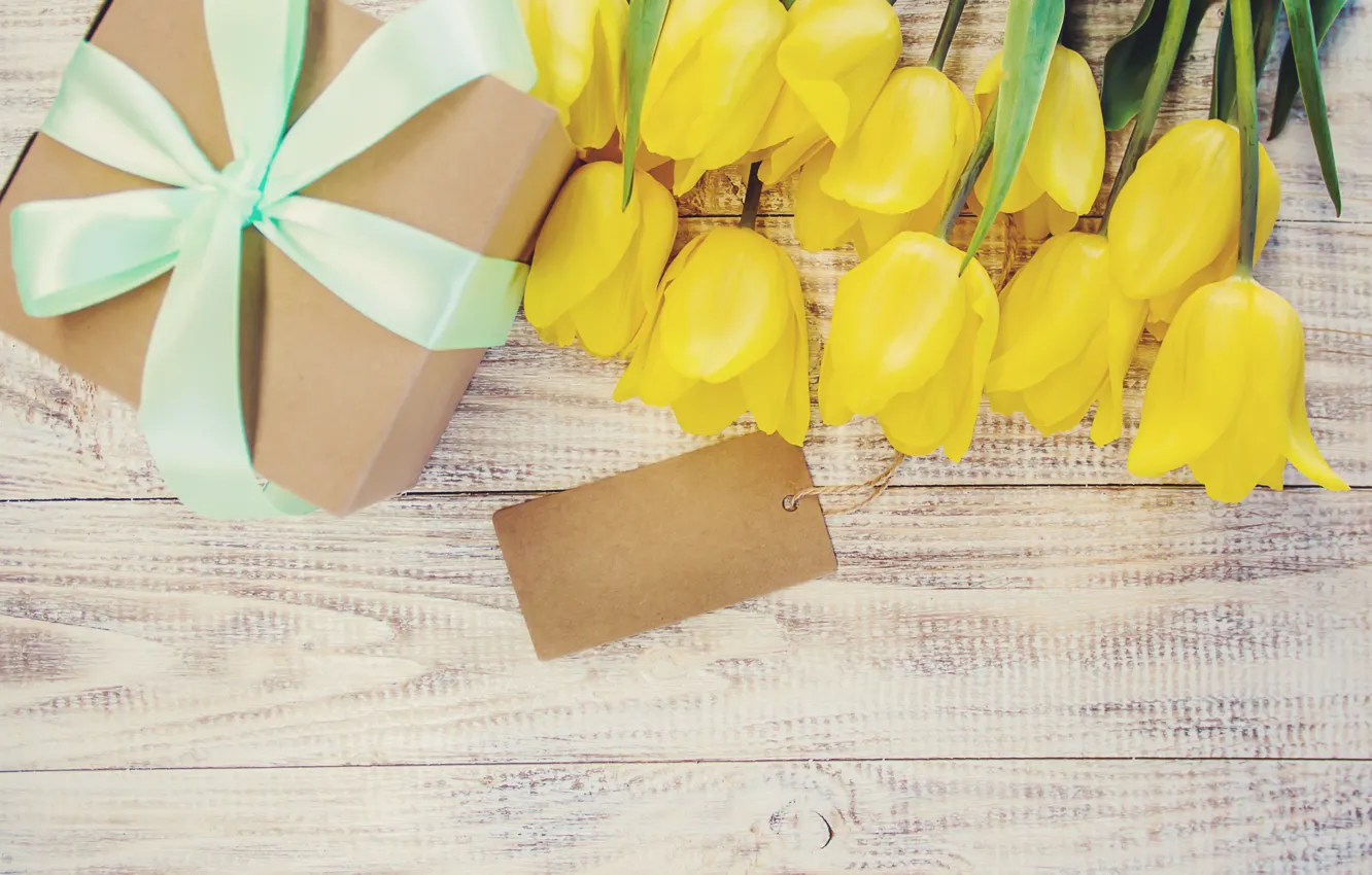 Photo wallpaper love, yellow, gift, bouquet, tape, tulips, love, yellow