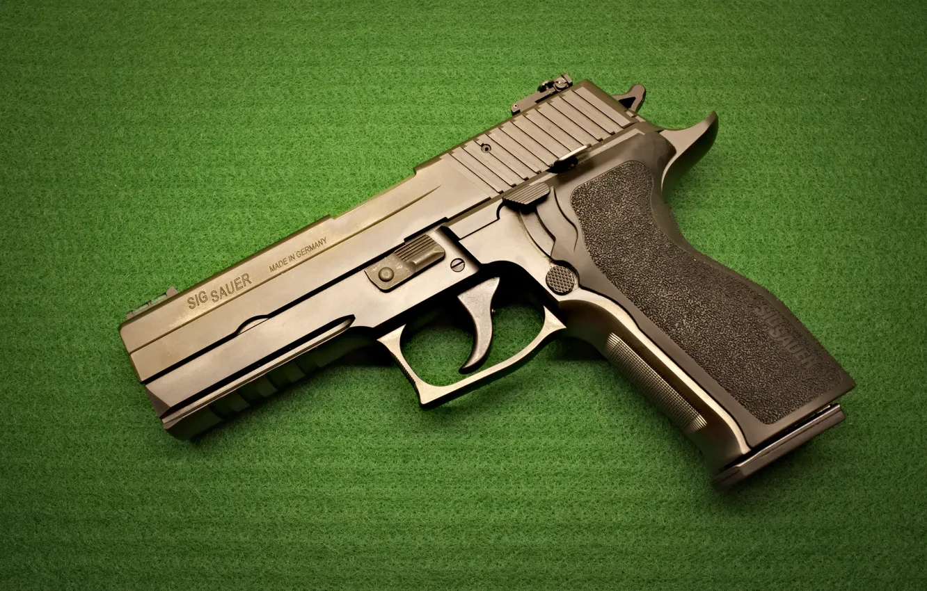 Photo wallpaper gun, weapons, SIG-Sauer, P226