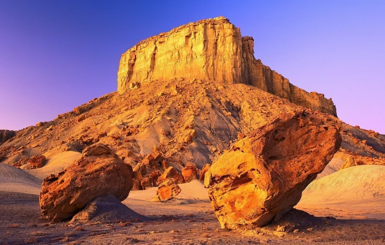 Photo wallpaper desert, rocks, wind erosion
