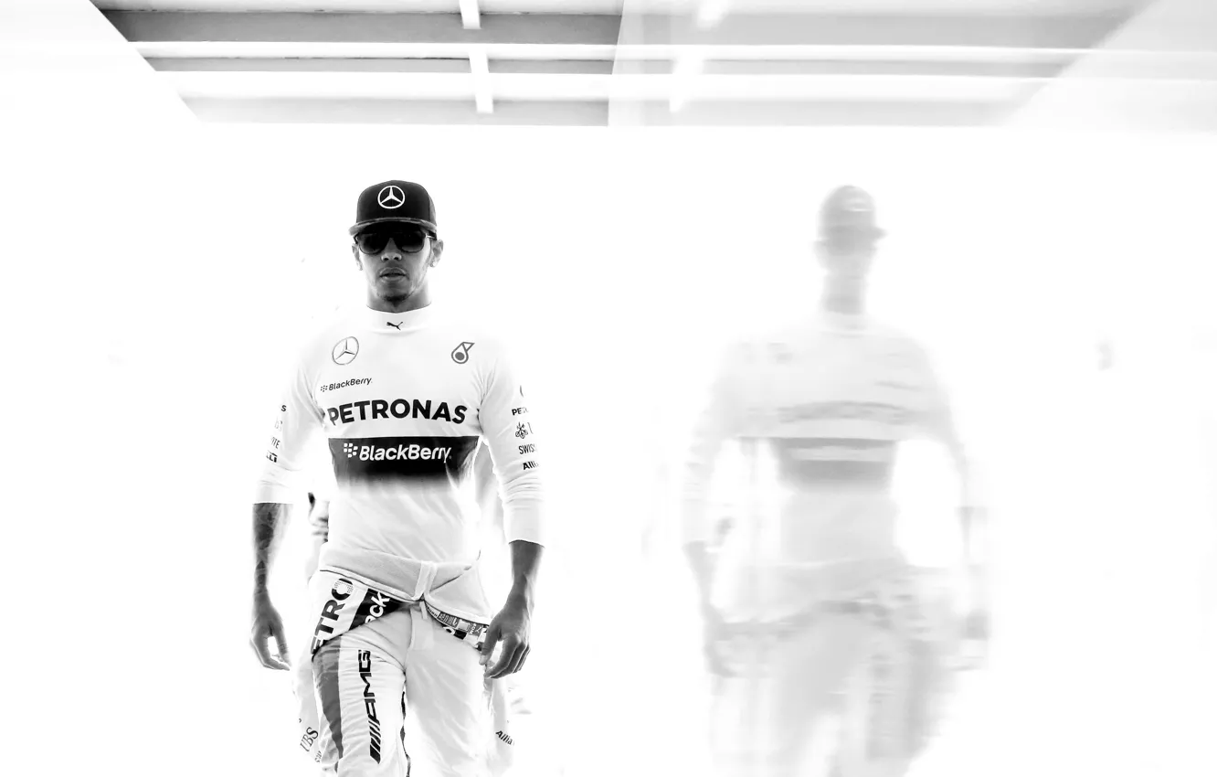 Photo wallpaper Mercedes, Formula 1, AMG, Lewis Hamilton, champion, 2014, V6 1.6l Turbo, F1 W05