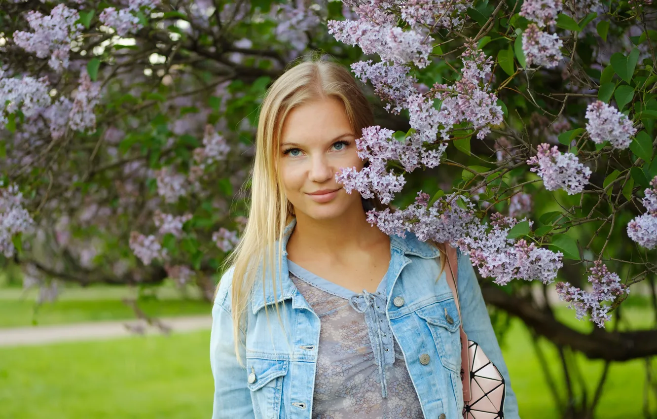 Photo wallpaper face, smile, background, Masha