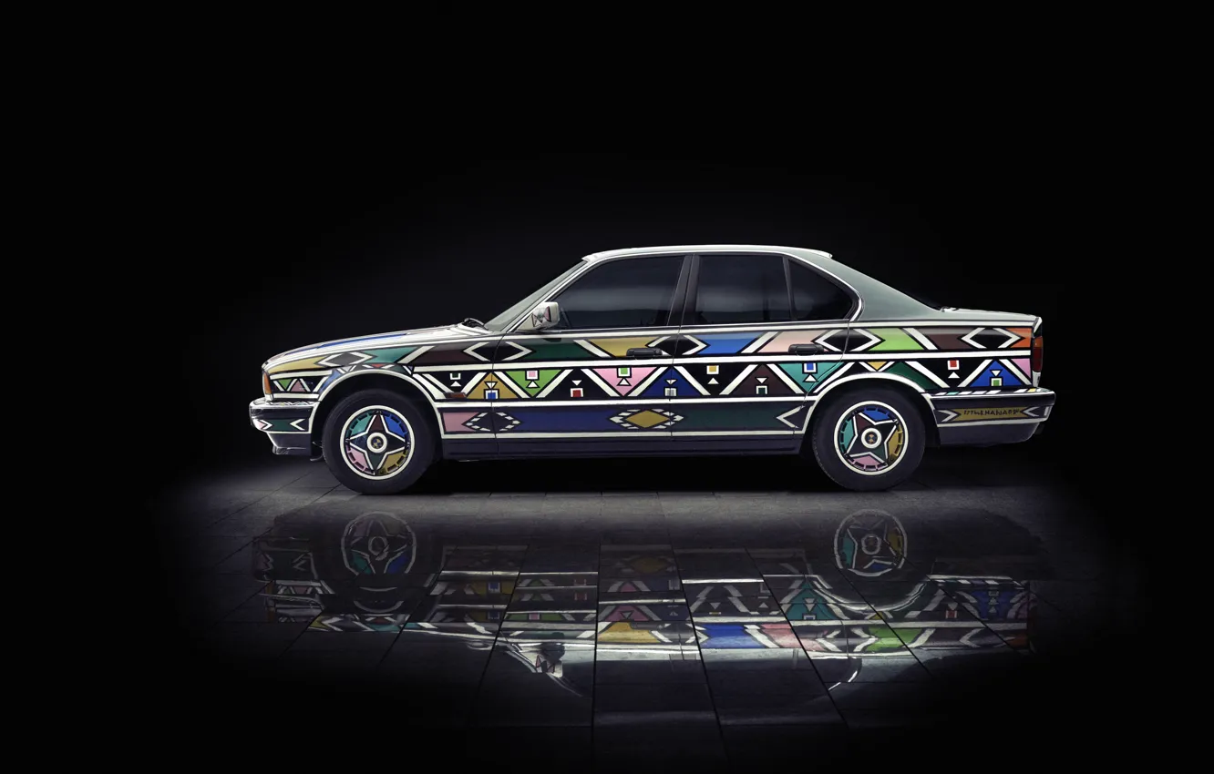 Photo wallpaper BMW, E34, 5 Series, BMW 525i Art Car by Esther Mahlangu