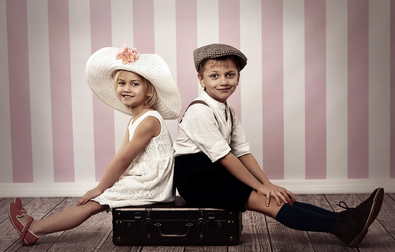 Photo wallpaper Children, Two, Suitcase