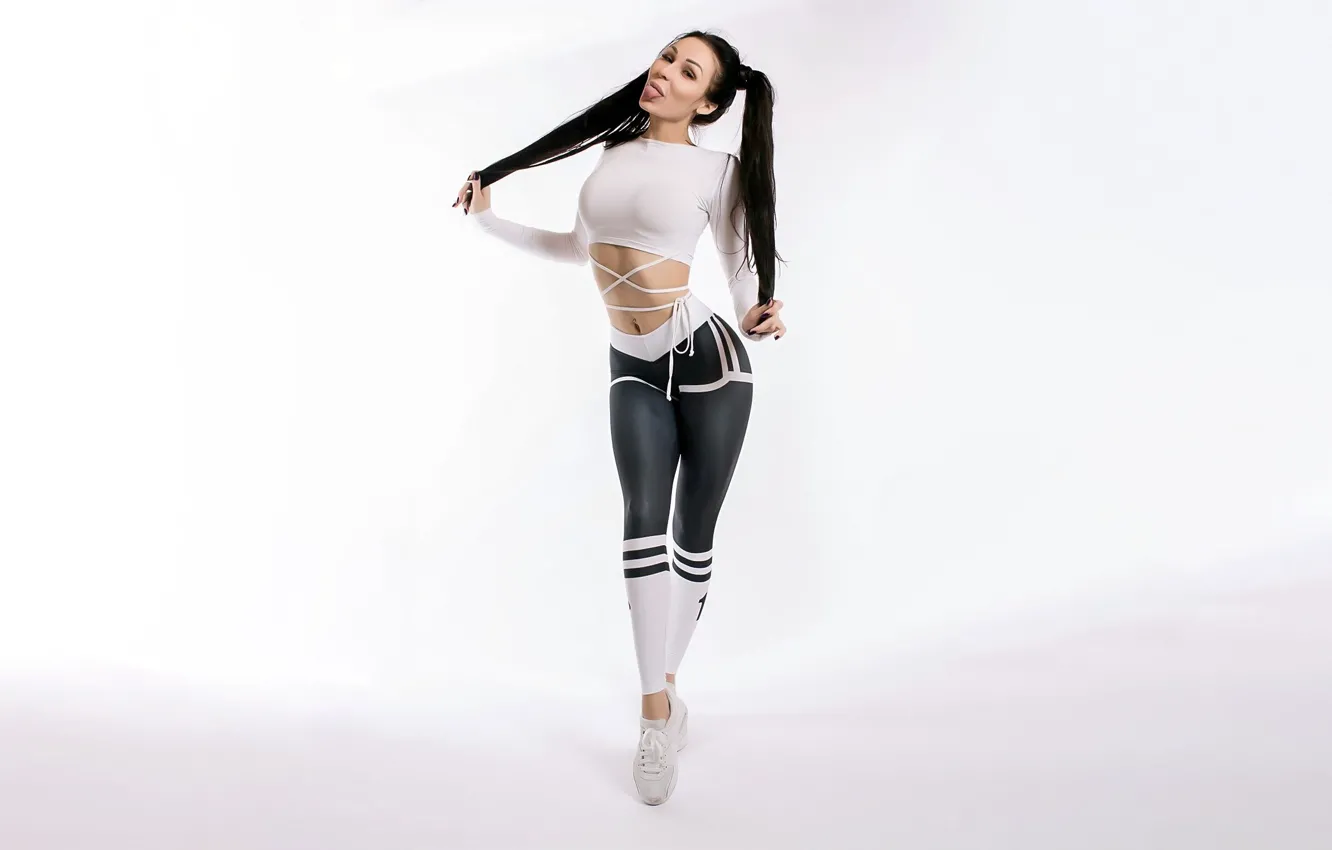 Photo wallpaper girl, model, brunette, leggings, Kristina Yamusheva