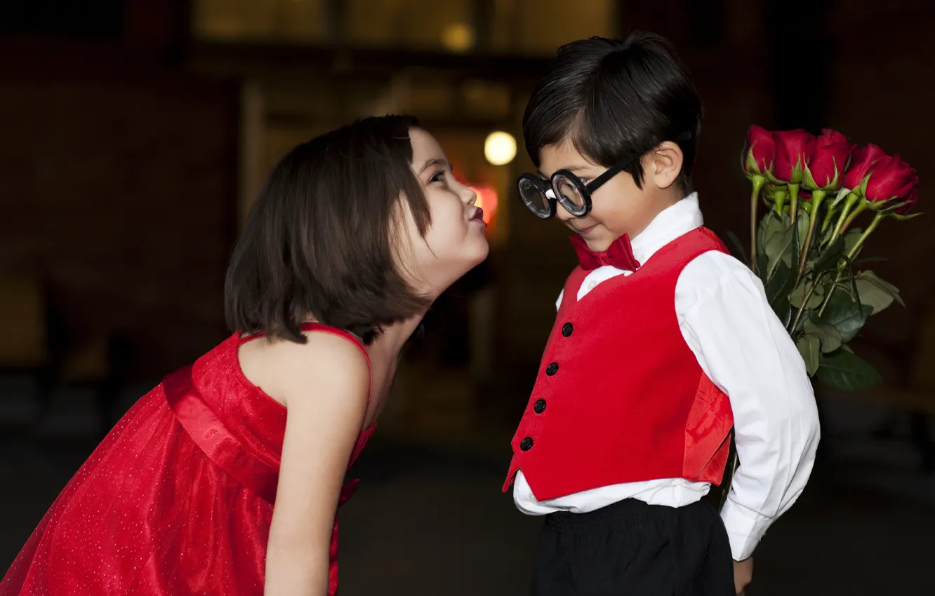Photo wallpaper love, children, childhood, retro, romance, glasses, girl, love
