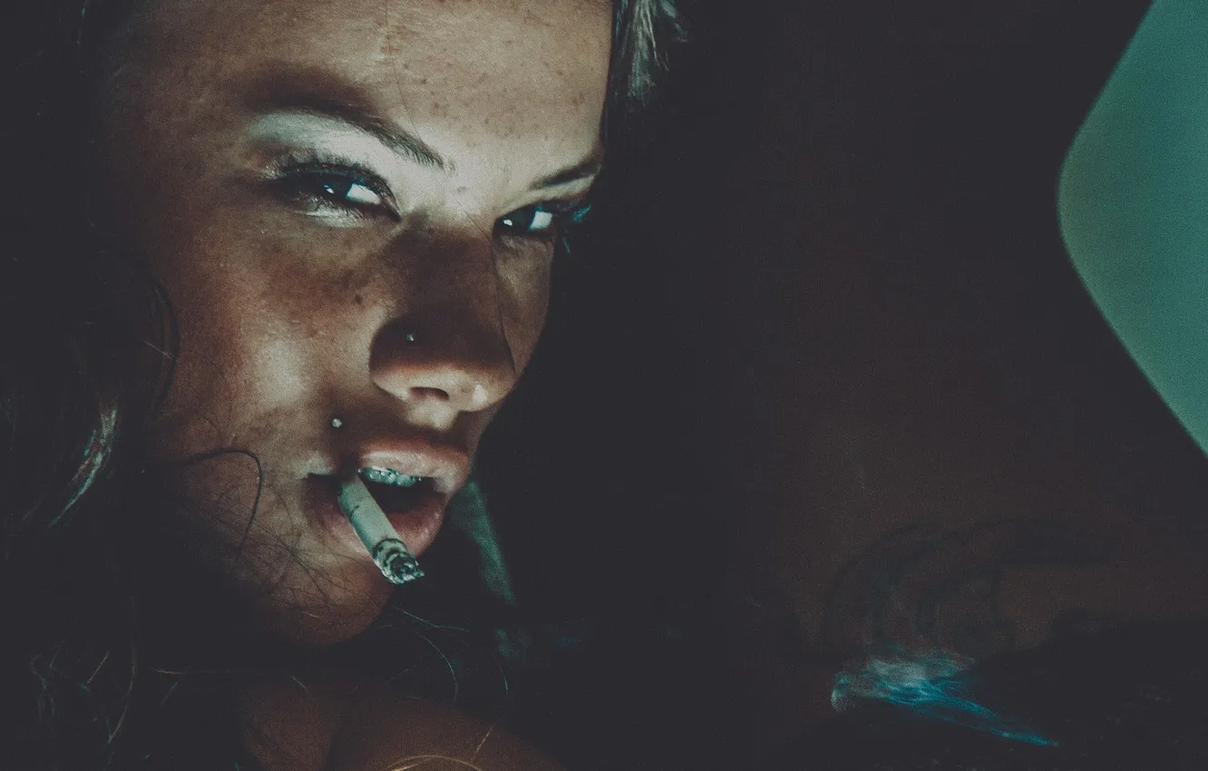 Photo wallpaper look, girl, model, portrait, cigarette, girl, model, Veronika Wonka