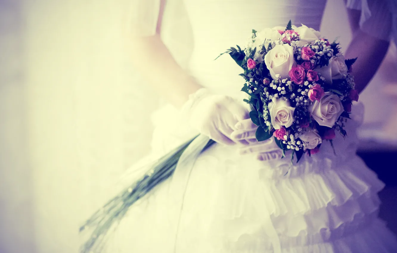 Photo wallpaper white, background, bouquet, hands, dress, the bride