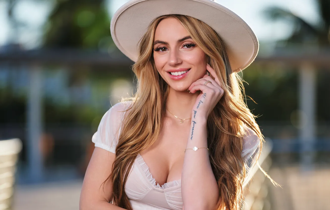 Photo wallpaper look, the sun, pose, model, portrait, hat, hands, makeup