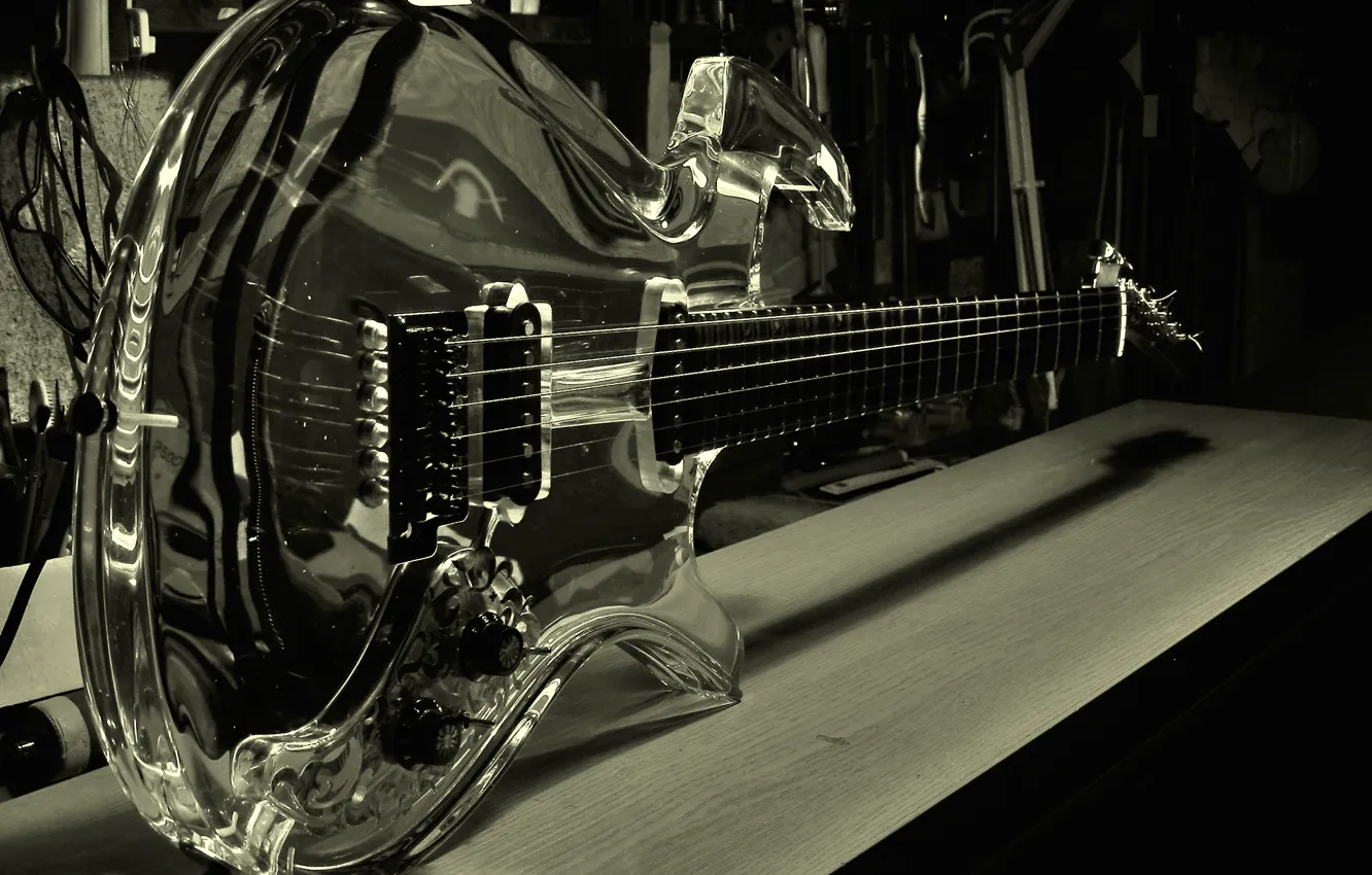 Photo wallpaper reflection, guitar