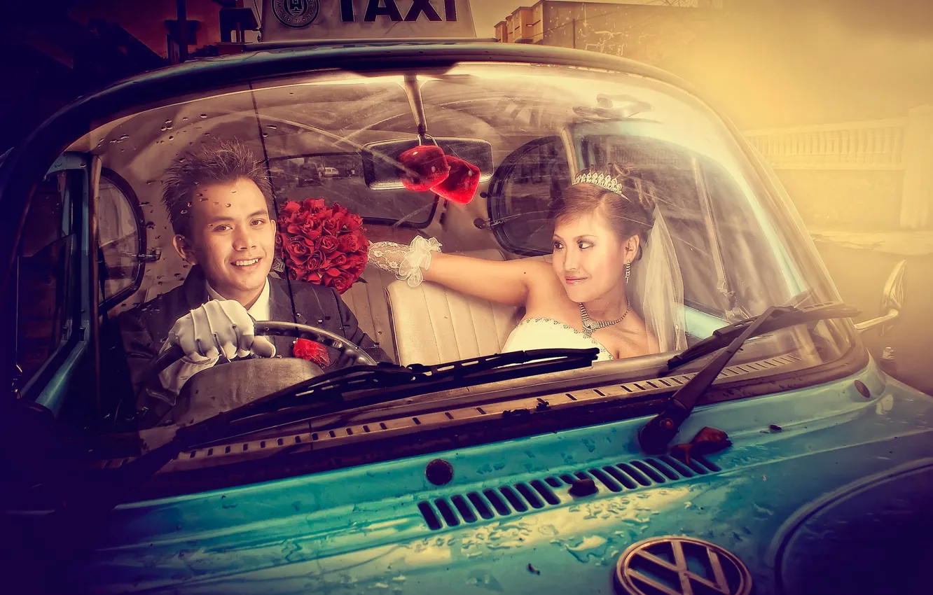 Photo wallpaper taxi, the bride, the groom