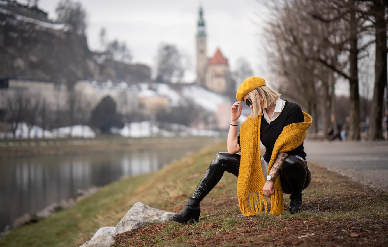 Photo wallpaper girl, pose, scarf, takes, bokeh