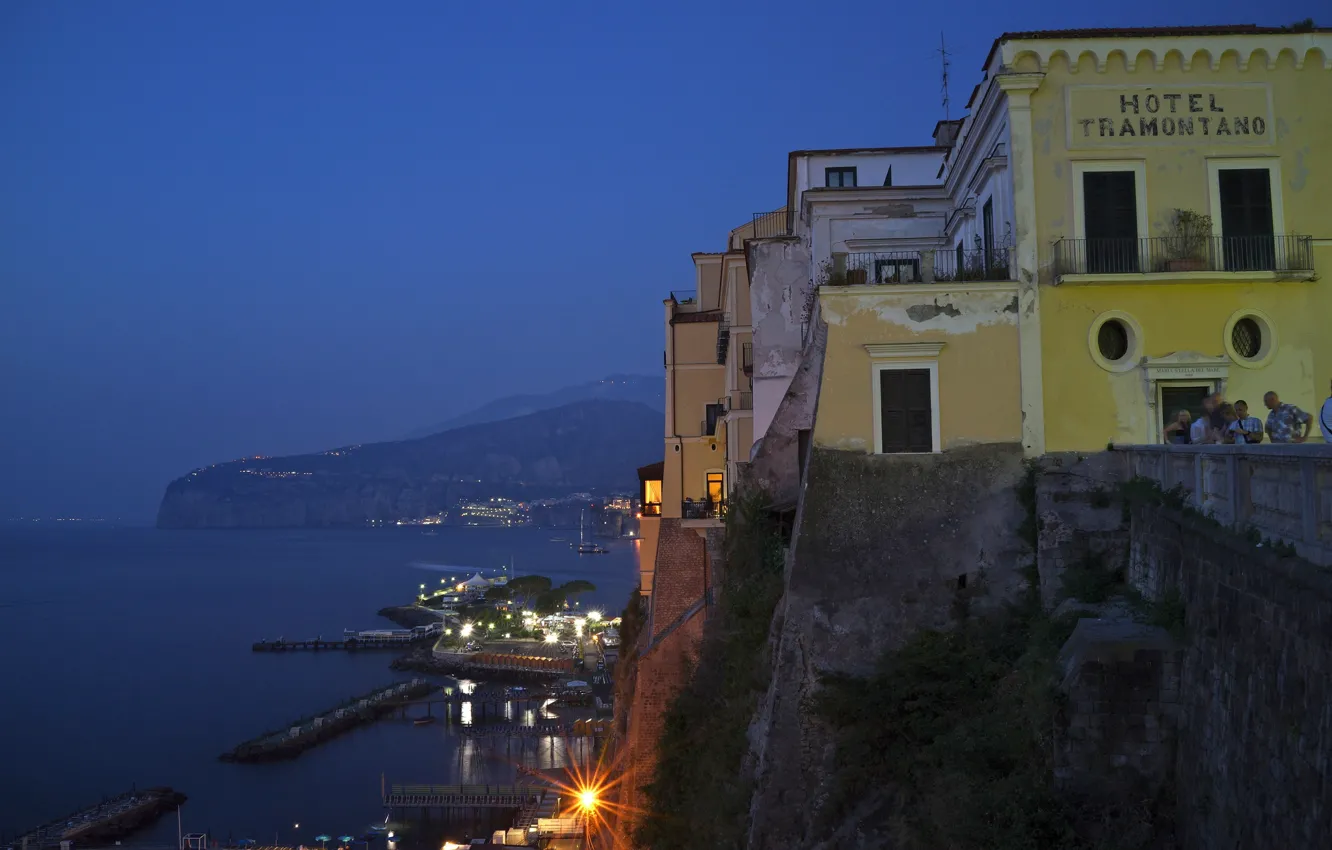 Photo wallpaper sea, night, lights, home, Italy, The Bay of Naples, Sorrento, Imperial hotel Tramontano