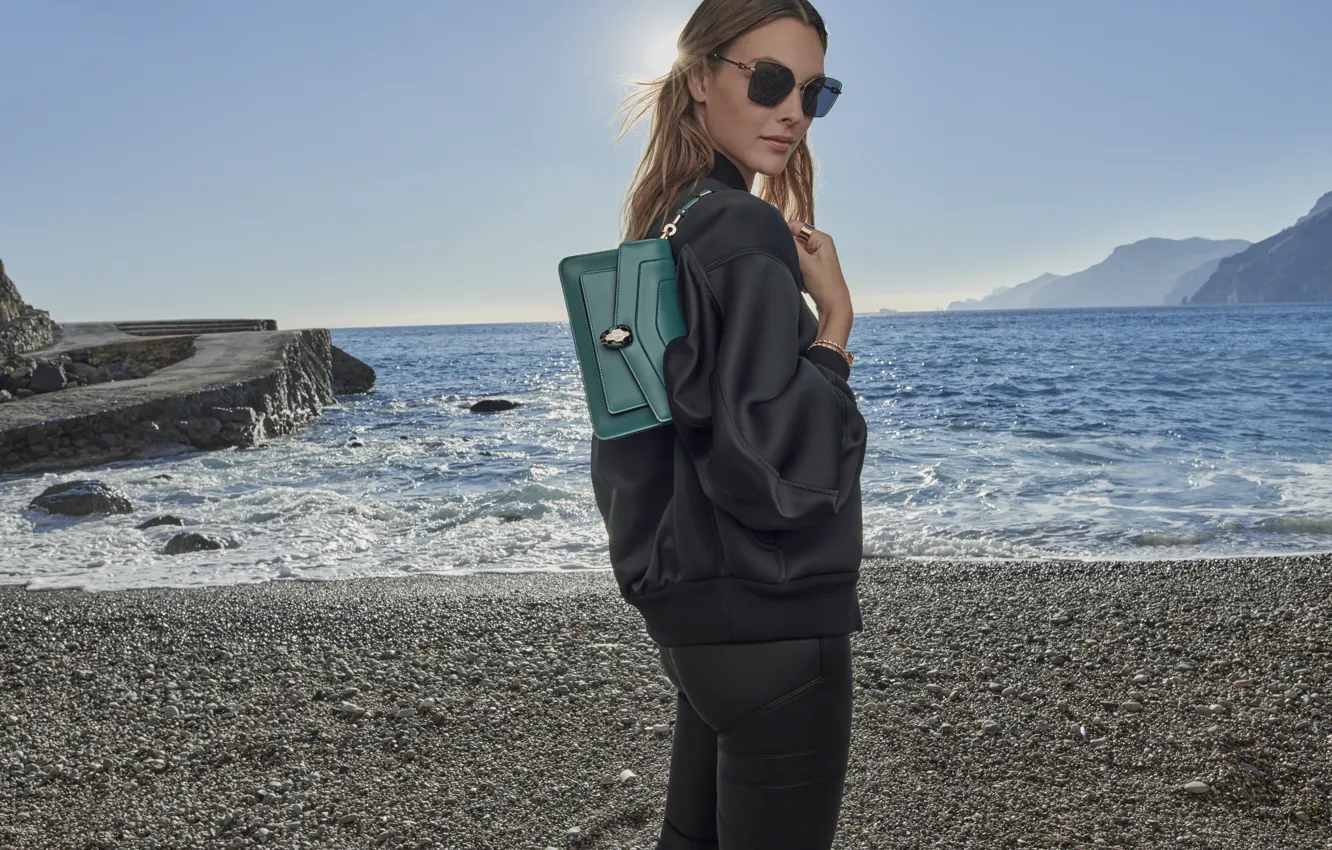 Photo wallpaper sea, pose, model, glasses, bag, beautiful girl, Bulgari, Vittoria Ceretti