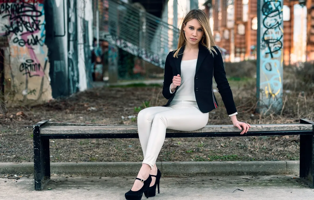 Photo wallpaper girl, model, jeans, Sweetheart