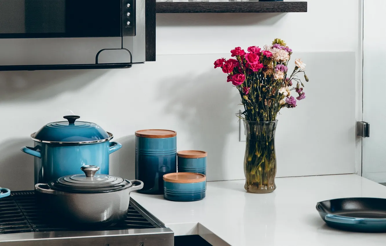 Photo wallpaper bouquet, kitchen, pan