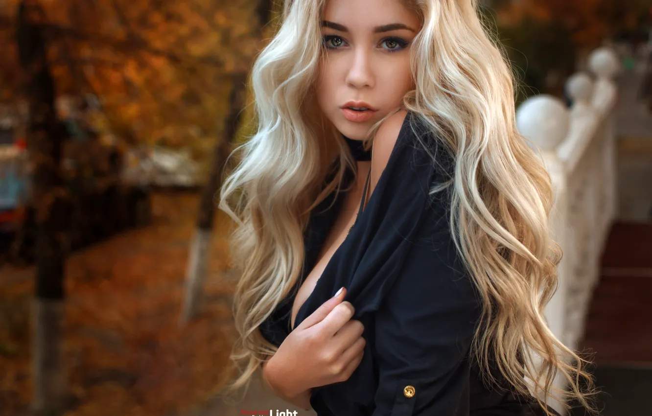 Photo wallpaper autumn, look, pose, background, model, portrait, makeup, hairstyle