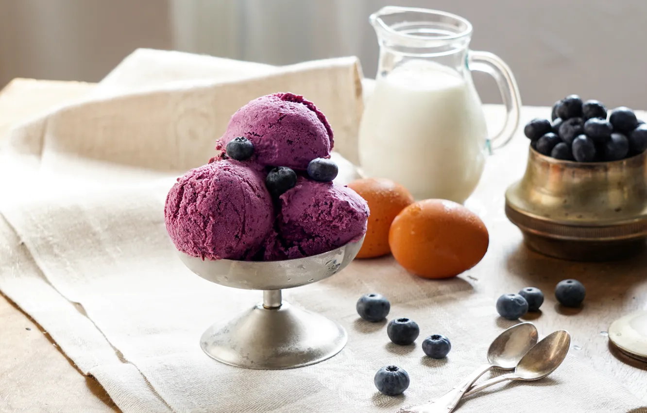 Photo wallpaper balls, photo, eggs, blueberries, ice cream, pitcher