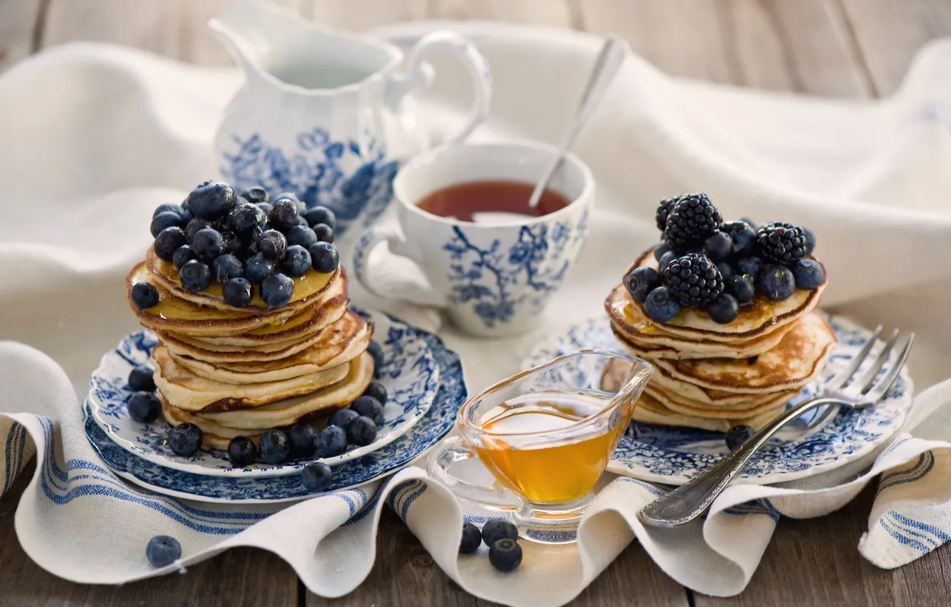 Photo wallpaper pancakes, Anna Verdina, blueberries
