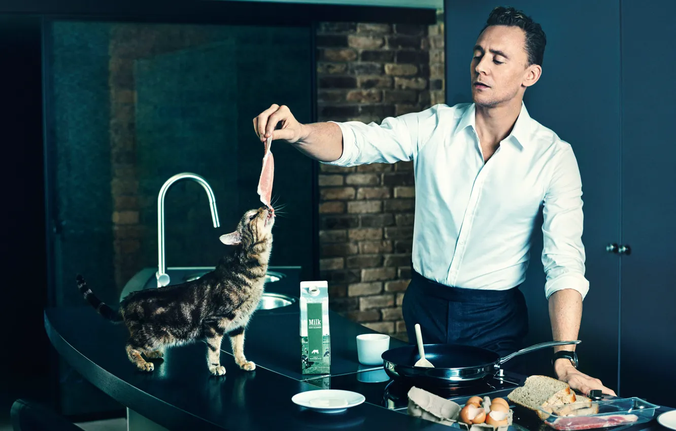 Photo wallpaper photoshoot, Tom Hiddleston, Tom Hiddleston, 2015, ShortList